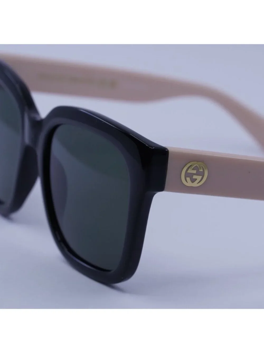 Gucci GG1338S 006 Sunglasses Black / Pink Square Frame, Grey Lenses